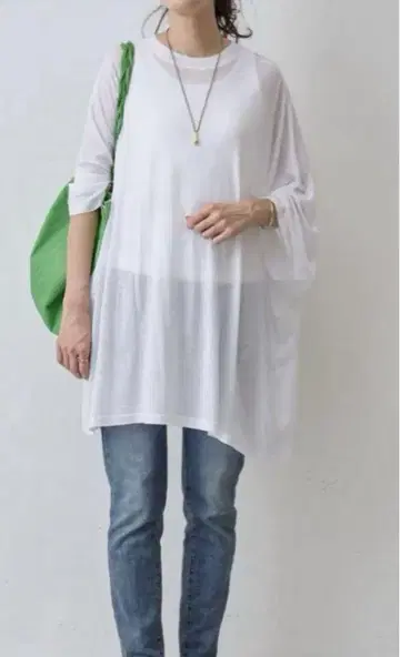 BEARDSLEY 비어즐리 드레이프 빅 돌먼 Tee 화이트