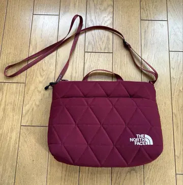 THE NORTH FACE 버건디 사코슈