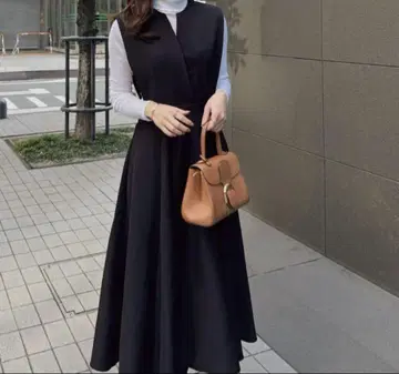 ENEU 에뉴 프론트 크로스 수플레 오버롤 스커트 나미 한국