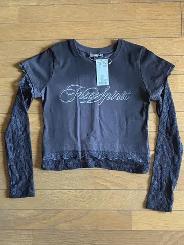 MOUSSY 상의