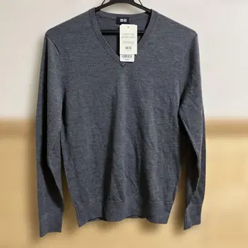 UNIQLO 엑스트라 파인 메리노 V넥 스웨터 XS 그레이