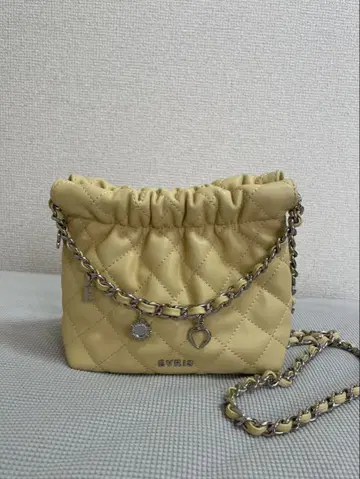 EVRIS 퀼팅 모티브 체인 BAG