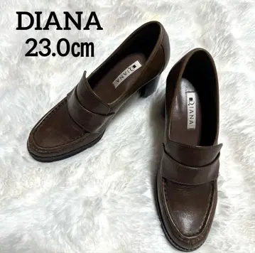 컨디션 최상 미사용급 DIANA 힐업 로퍼 23cm 브라운