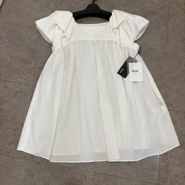 24SS 택 포함 르네 개더 프릴 블라우스 36 사이즈 화이트