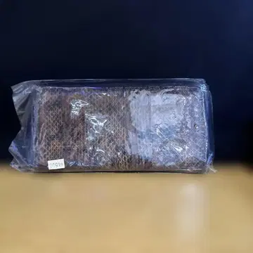 브라운 가죽 장지갑 미사용