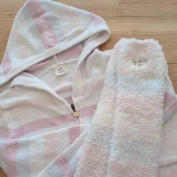 젤라또피케 플리스 룸웨어 후드 부착