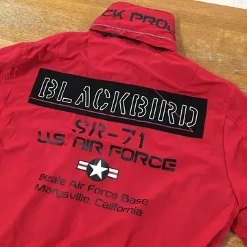 새상품급 AVIREX 플라이트 자켓 BLACKBIRD 빨간색 L 사이즈