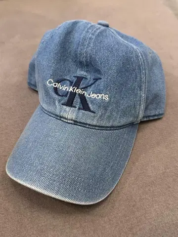 Calvin Klein Jeans 데님 캡
