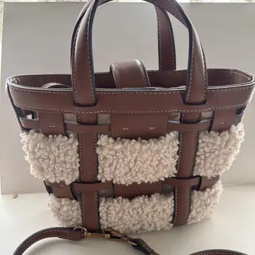 ZARA 보아넷 디자인 숄더백