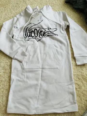 Lacoste 화이트 후드 부착 드레스