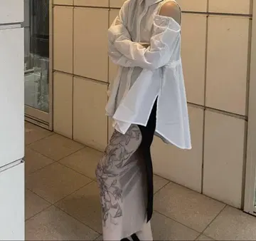 melt the lady lily tattoo skirt