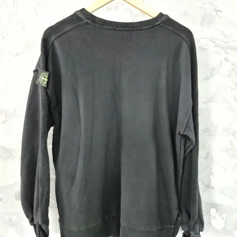 스톤아일랜드 블랙 맨투맨 티셔츠 100size