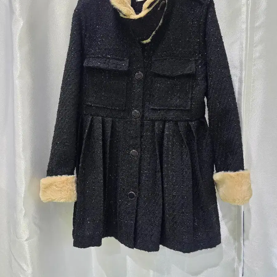 퍼 트리밍 트위드 블랙 자켓 코트