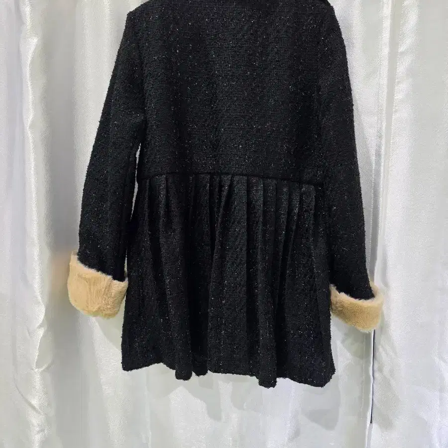 퍼 트리밍 트위드 블랙 자켓 코트