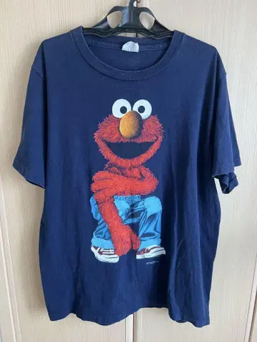 엘모 프린트 네이비 T셔츠