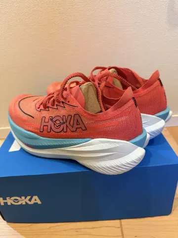 HOKA 마하x2 러닝화