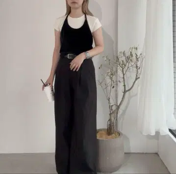완판템! 홀터넥 벨로아 뷔스티에 블랙