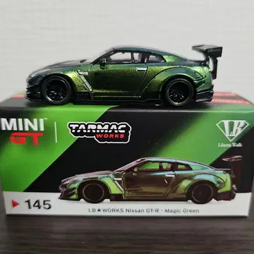 TARMAC WORKS LB WORKS Nissan GT-R 145