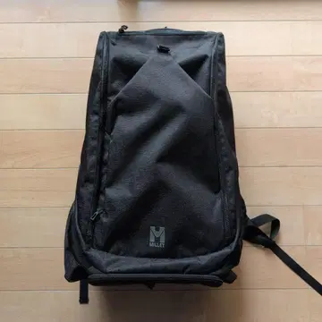 거의 새상품!! MILLET 백팩 그레이