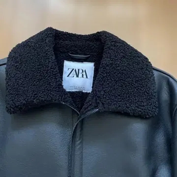 ZARA 블랙 가죽 자켓 보아 옷깃