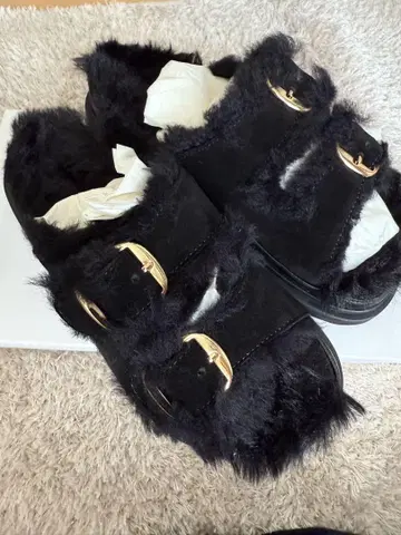 PIPPICHIC 블랙 어그 부츠
