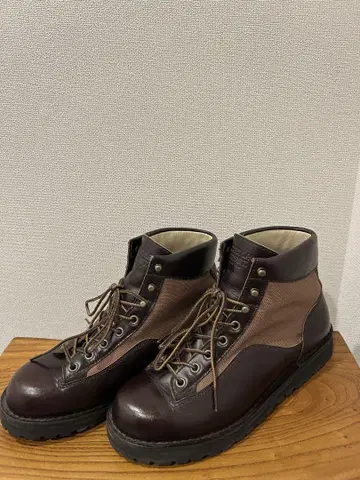 CEDAR CREST 브라운 하이컷 워크 부츠