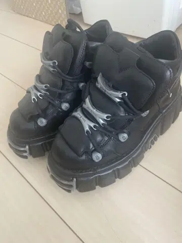 NEW ROCK M-106-S1 블랙
