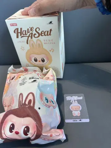 THE MONSTERS Have a Seat 봉제 인형 시리즈