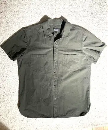 A.P.C. 반팔 셔츠 L 올리브