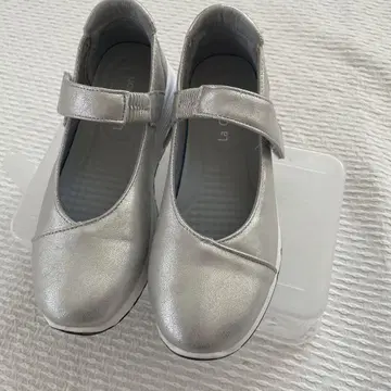 실버 플랫슈즈 벨크로 테이프식