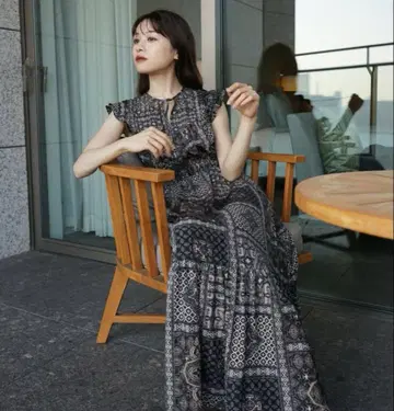 l'or 디자인 핀턱 티어드 드레스 아라베스크