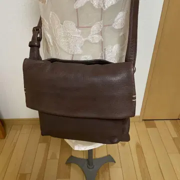 genten 브라운 숄더백