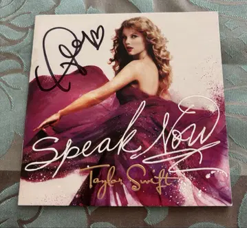 Taylor Swift Speak Now 사인 포함