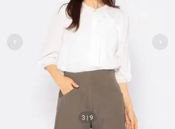 [ 미슈마슈 ] 배색 핀턱 블라우스