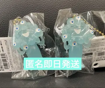 새상품 만박 미야쿠미야쿠 입체 PVC 키링 축광 2개 세트