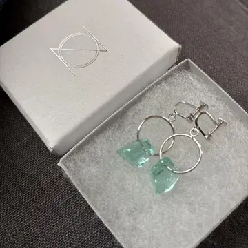 ON glass jewelry 그린 유리 귀찌