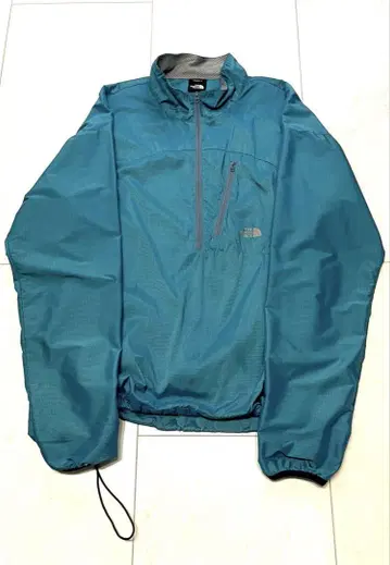 THE NORTH FACE half-zip nylon jacket