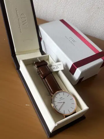 Daniel Wellington 다니엘 웰링턴 시계 브라운 가죽