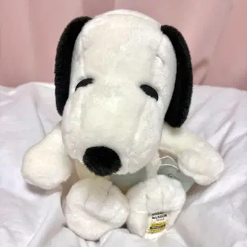[택 포함 새상품] 스누피 뮤지엄 봉제 인형 스탠다드 SNOOPY
