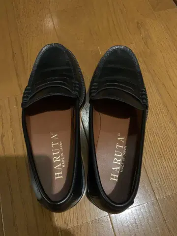HARUTA 블랙 로퍼