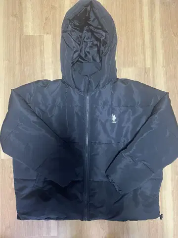 USPORO 블랙 후드 부착 다운 자켓