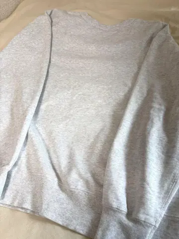 BEAMS 그레이 맨투맨