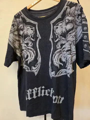 Affliction 라이온 그래픽 T셔츠