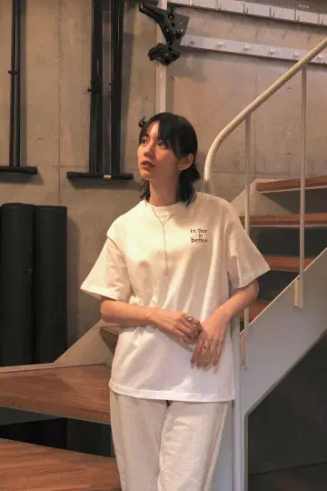 논넨 레나 씨 T 셔츠 L 사이즈
