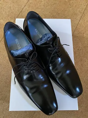 [새상품급] BENIR 블랙 드레스 신발 26.5cm