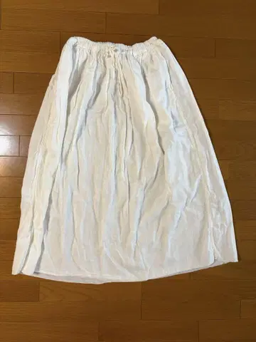 ARMEN 개더 스커트 화이트
