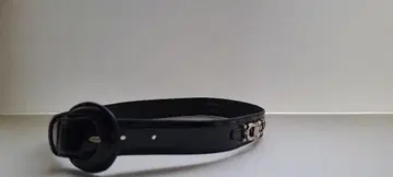 Salvatore Ferragamo 블랙 가죽 벨트 주말 한정판