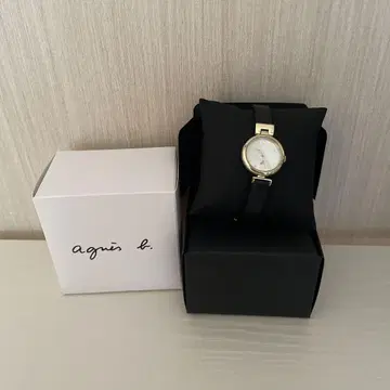 agnes b. 에네스베 시계 손목시계