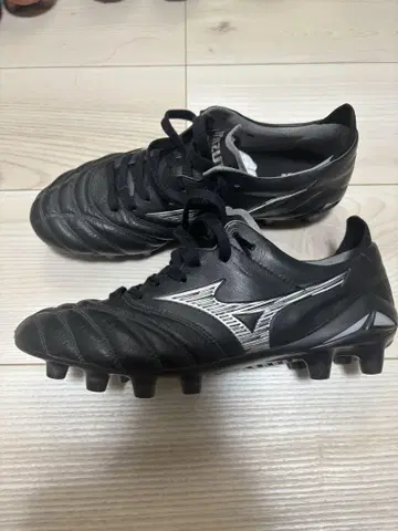 모렐리아 네오 4 JAPAN 23.5cm 블랙x갤럭시 실버