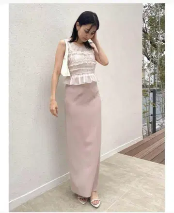 [오늘 삭제] SNIDEL 백 새틴 맥시 스커트